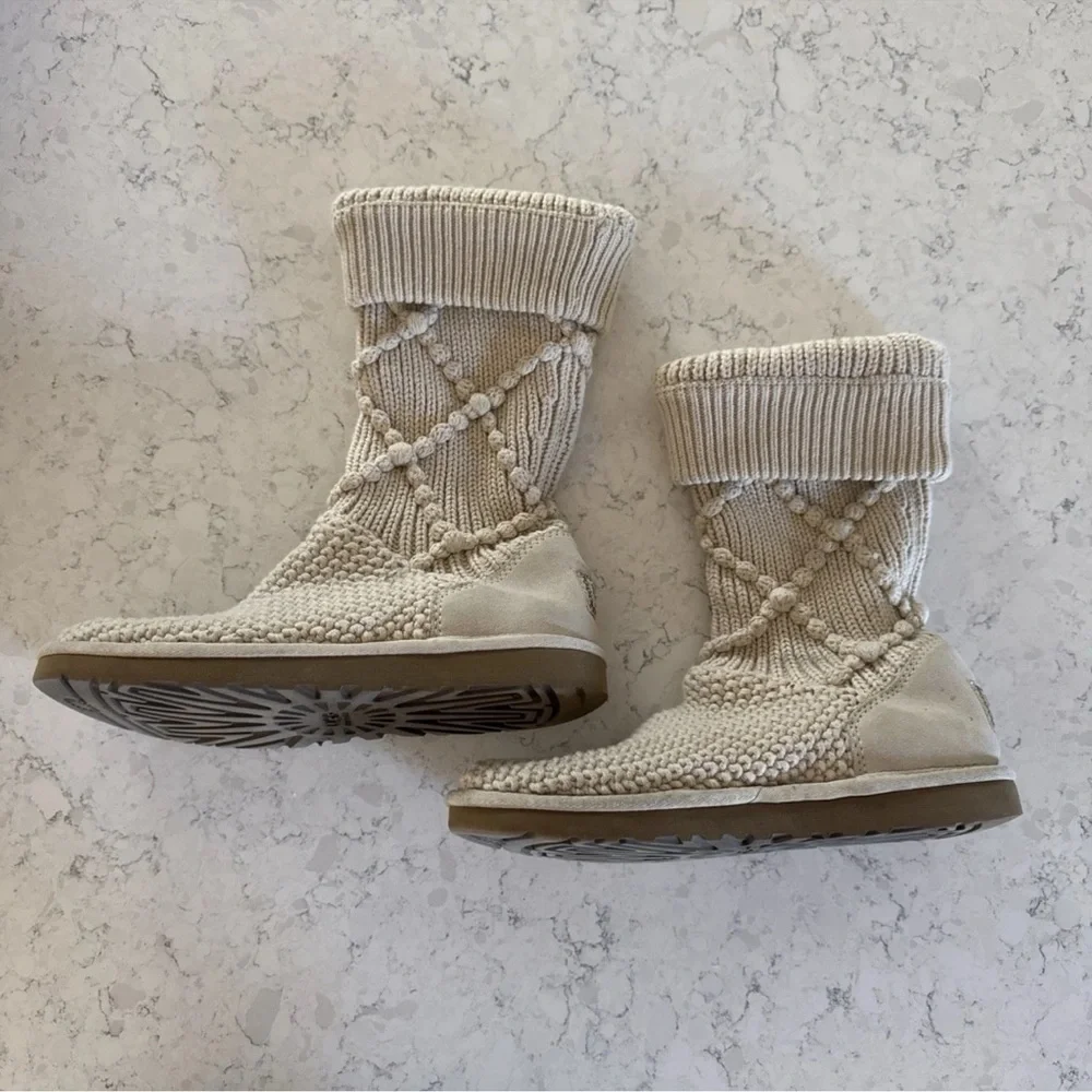 UGG Australia Women's Classic Argyle Knit Pull On Boots Cream - Size 8 - Picture 5 of 6